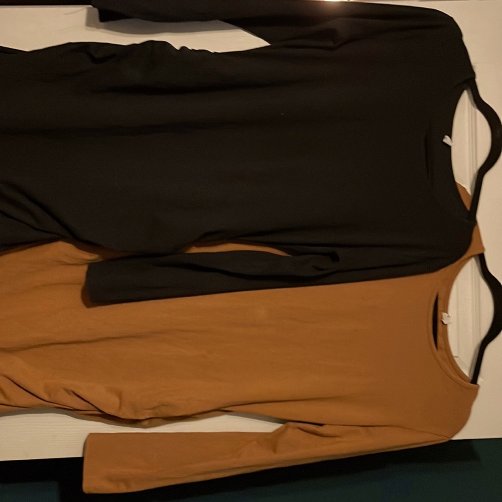 Set of two body-con dresses